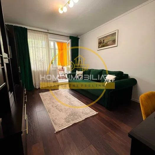 Apartament cu 3 camere / Etajul 3/ 64mp/ Podu Ros - Poză 2