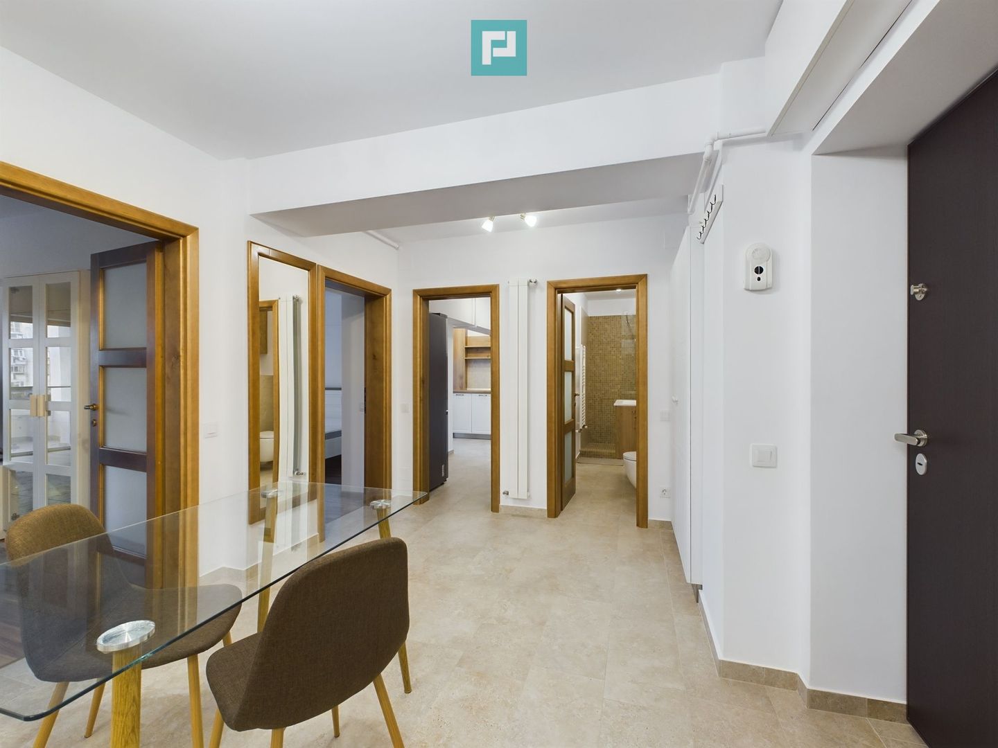 Apartament Modern de 2 Camere Bulevardul Unirii - Poză 2