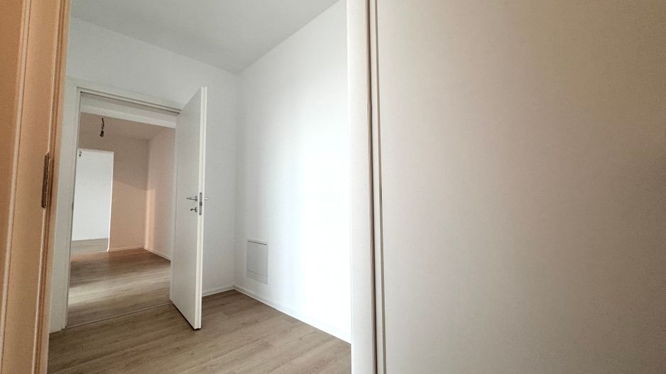 Apartament 4 camere Decomandat + Grădină Proprie - Atria Urban Resort - Poză 12