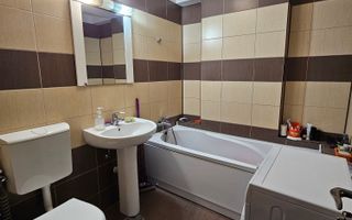 🏡 Apartament 3 camere decomandat | Etaj 1 | 2 balcoane - Poză 13