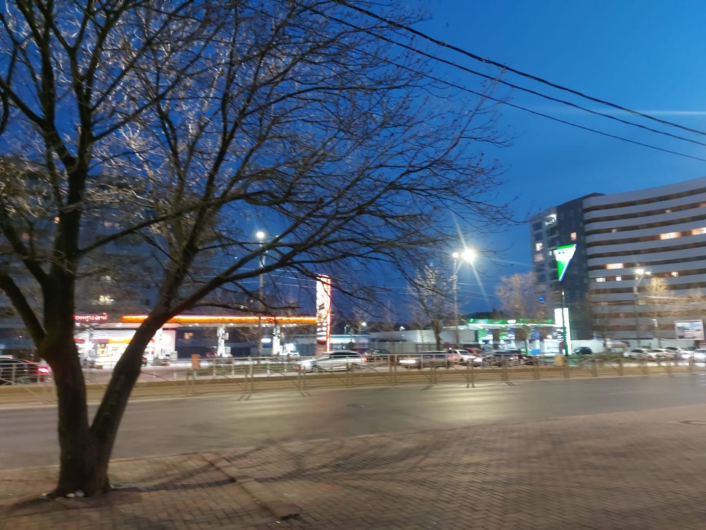 Spatiu Comercial/ Cladire Birouri/Mihai Bravu | langa statia de metrou | - Poză 8