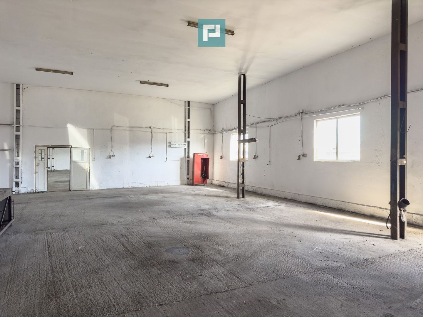 Spațiu industrial de 725 mp în Vladimirescu - Poză 1