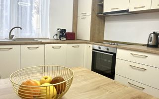 Un apartament primitor si modern, situat in zona Ultracentrală - Piața Victoriei - Poză 7