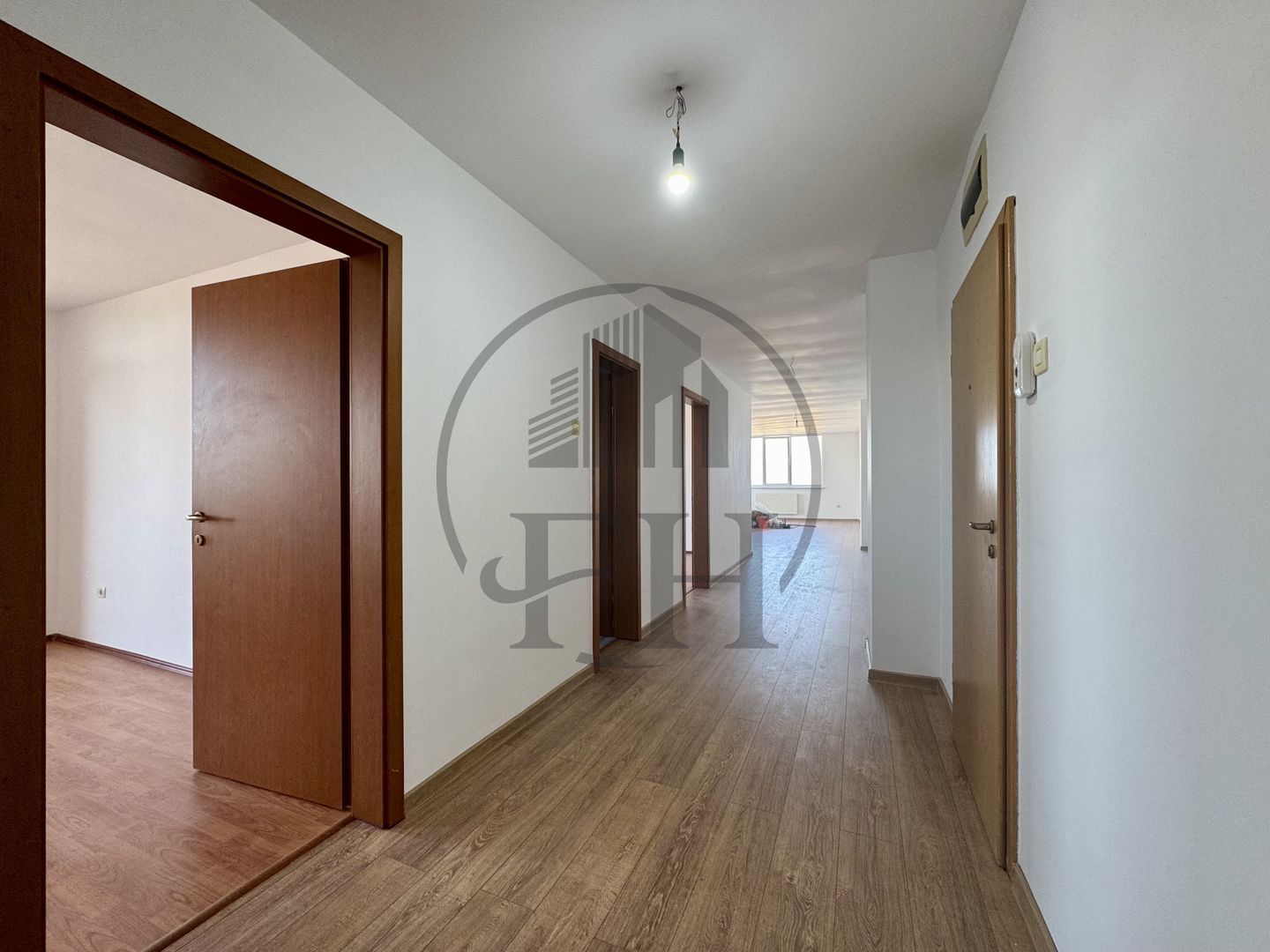 Apartament 3 camere de vânzare Mamaia Nord, Constanța - Poză 12