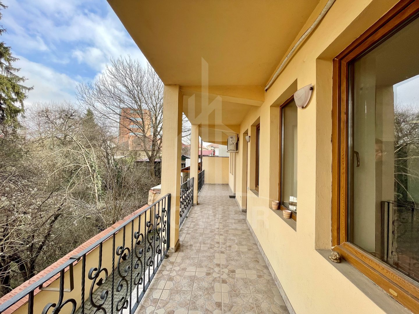 Spații de birouri de închiriat în zona centrală - Poză 7