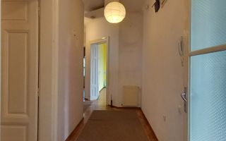Apartament la casă | Decomandat | 100 MPU | Central - Poză 8