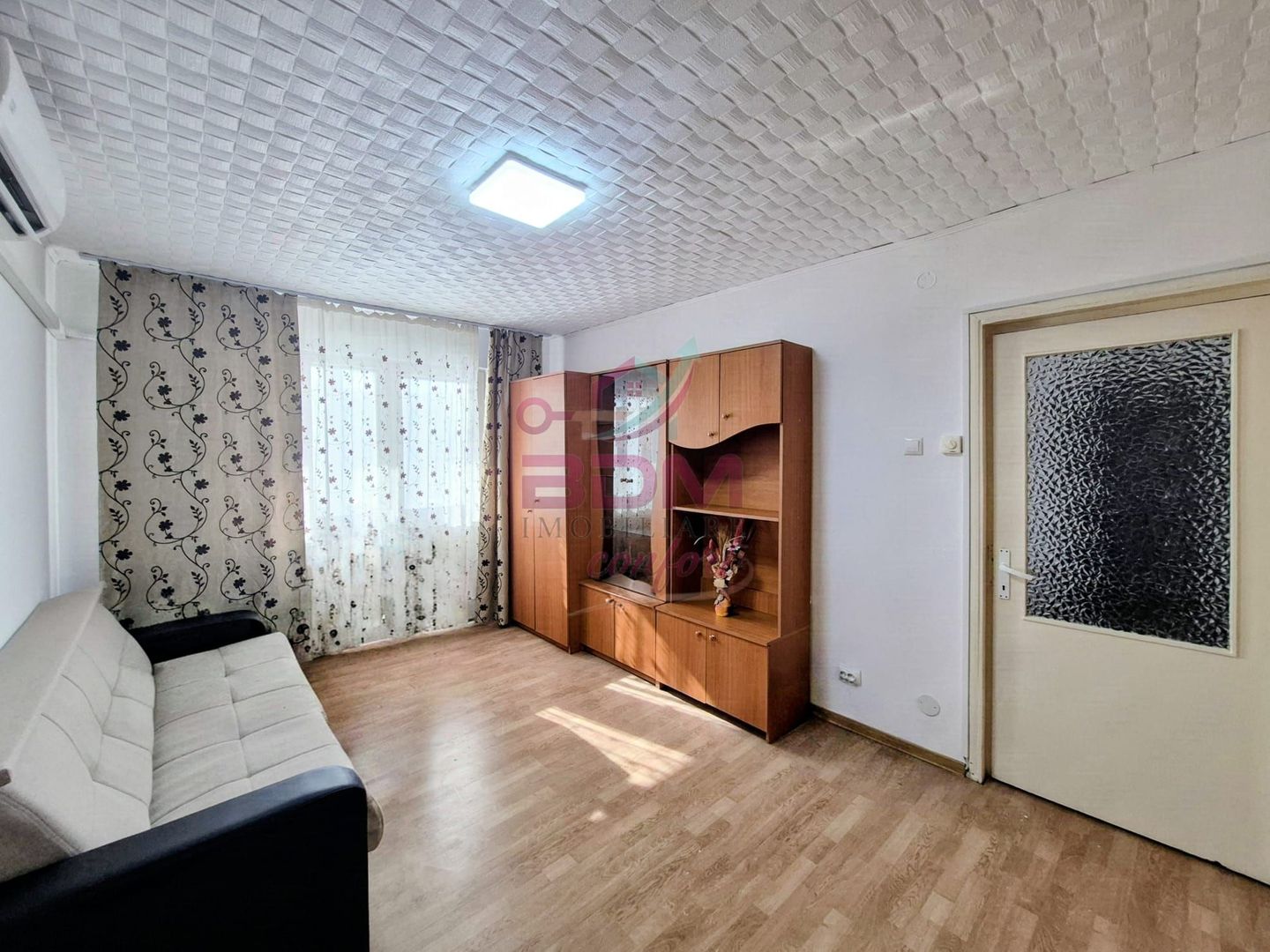 0 % Comision I Apartament 2 camere I etaj intermediar I mobilat - Poză 1