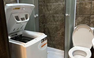 Giroc-Hotel IQ | 1 Camera | Mobilat si Utilat - Poză 7