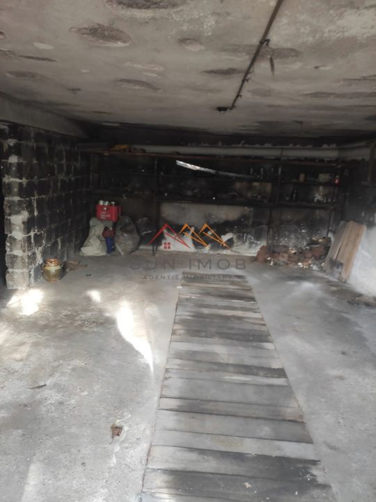 Casa D+P+E, an 1980, teren 285 m2, zona foarte buna, Campina, Prahova - Poză 12