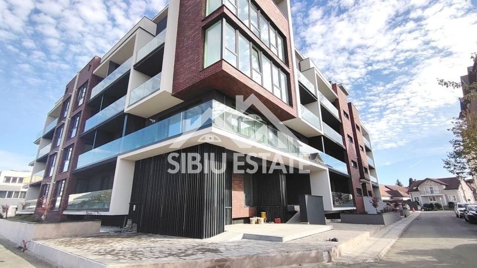 Apartament Premuim 3 camere Sibiu central, boxa si garaj  - Poză 18