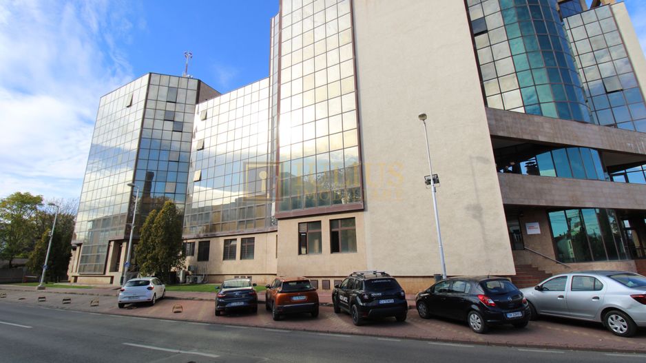 Cladirea Enel, 33 mp, Luminos. - Poză 2