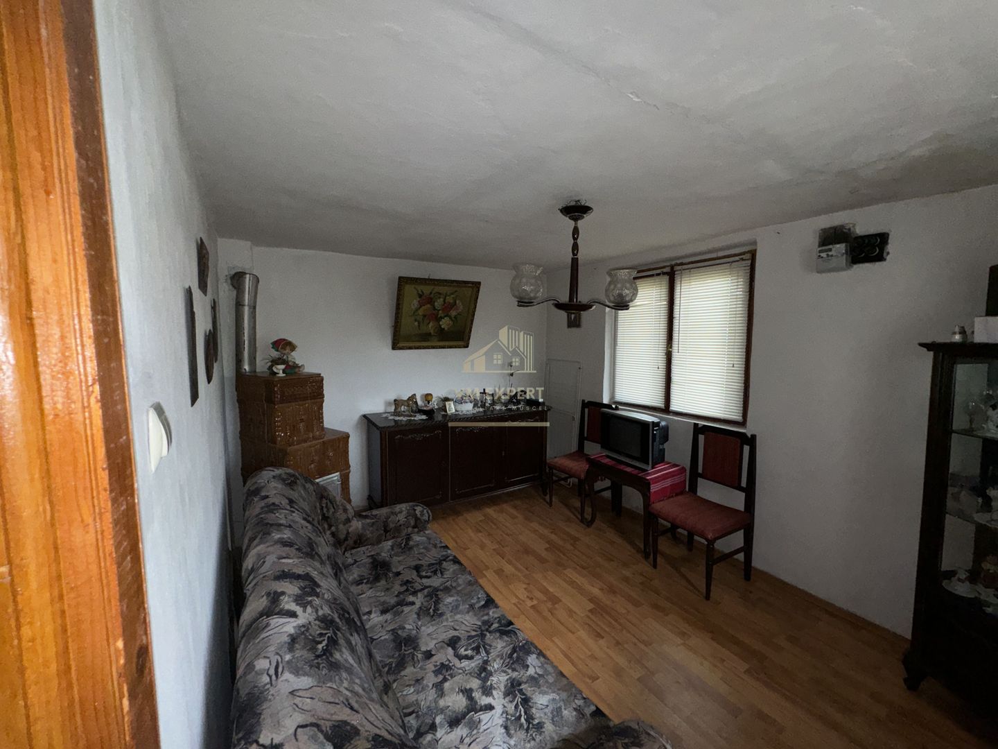 CASA 4 CAMERE, TEREN 604 MP, VOINESTI LERESTI, COMISION 0% - Poză 4