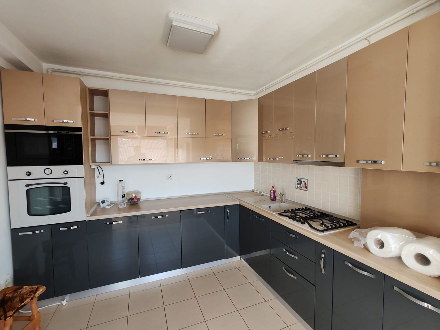 APARTAMENT 3 CAMERE, POPESTI/DRUMUL FERMEI,  CENTRALA, - Poză 2