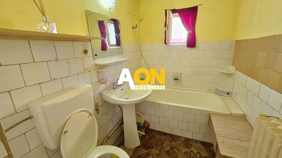 Apartament 2 camere, decomandat, etaj 2, Cetate, zona Kaufland - Poză 10