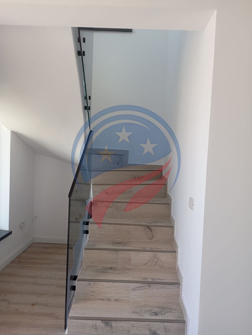 Casa de vanzare in spatele Parcului Romanescu - Poză 8