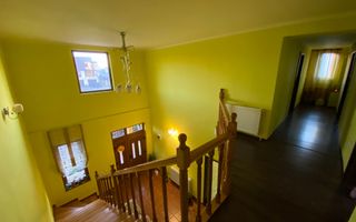 Duplex spațios cu garaj - Poză 17