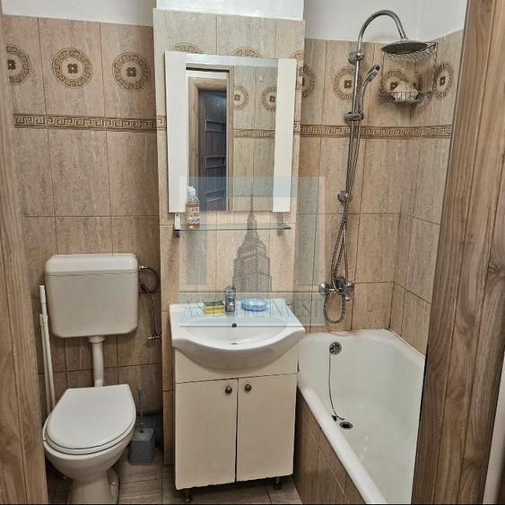 Garsonieră decomandată, etaj parter- Astra - Poză 7