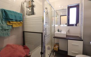 Apartament cu 3 camere, situat in zona Muzeul Apei Floresti! - Poză 8