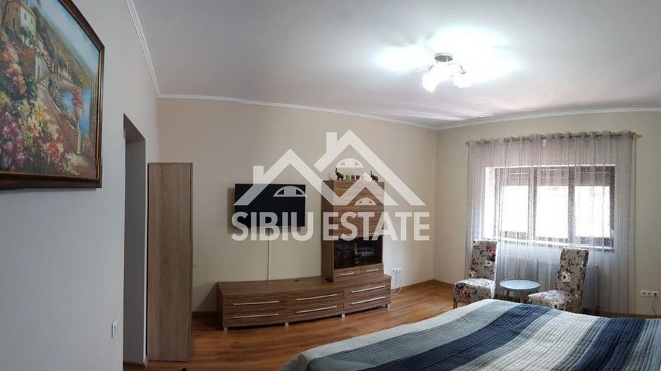 Casa tip duplex 5 camere 350 mp teren terasa cu zona gratar si pivnita - Poză 9