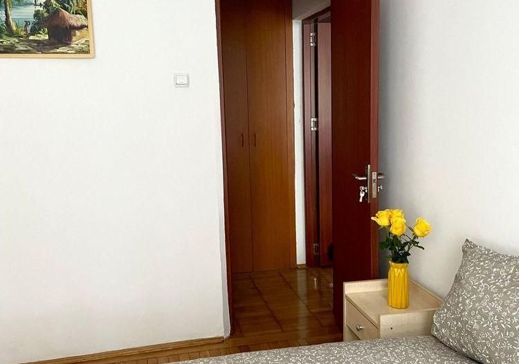 AP. 2 CAMERE EROII REVOLUTIEI, LOC PARCARE, BUCATARIE INCHISA, METROU - Poză 3