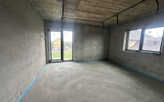 CASĂ LA GRI DE VÂNZARE ÎN MOARA NICA, SUCEAVA | 200.000€ - Poză 5