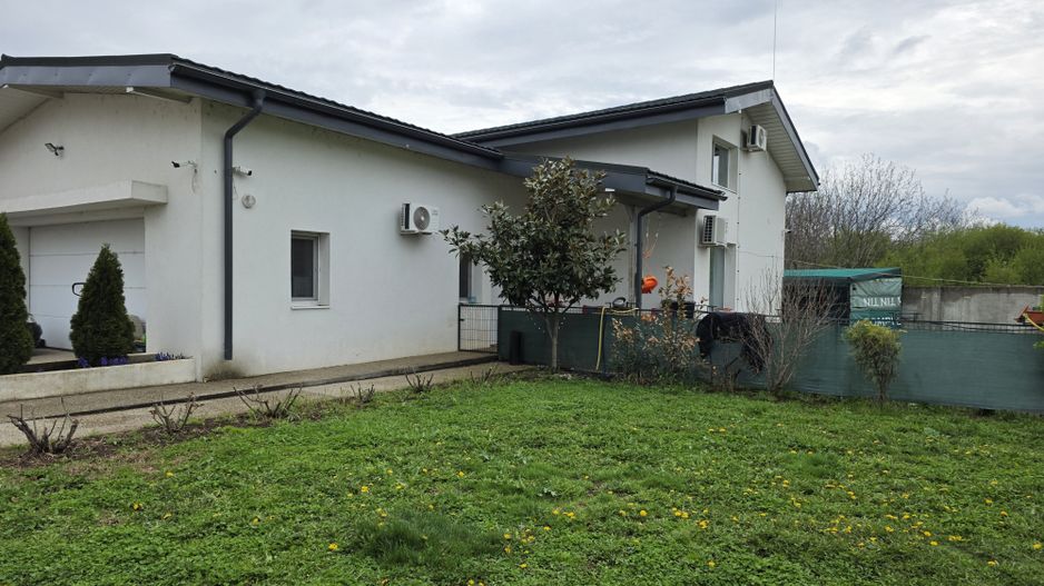 Vila spatioasa, excelent pozitionata in Voluntari - Poză 4