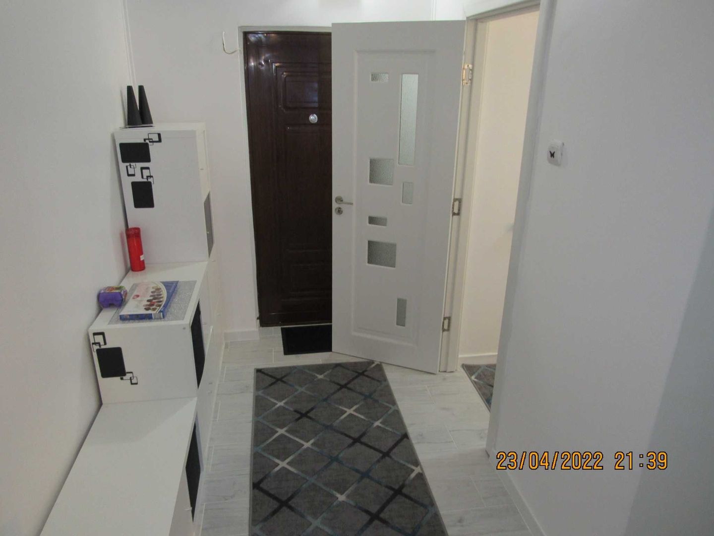 Apartament 3 camere ,  disponibil imediat, Metrou 1 Dec. 1918, Sect.3 - Poză 5