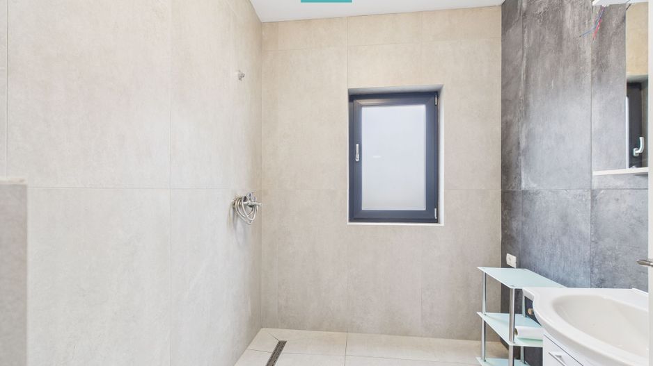 Apartament cu 2 camere, terasă generoasă – Moșnița - Poză 14