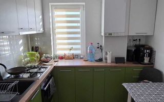 Apartament cu 2 camere decomandate, renovat, balcon închis, Gruia. - Poză 2