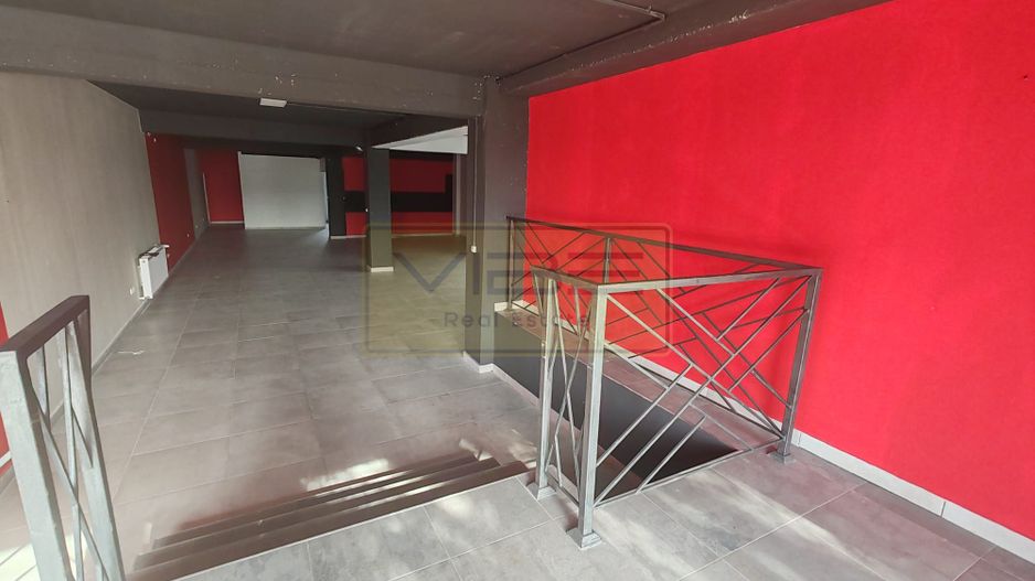 Spatiu comercial  la bulevard- 200 mp / 308 mp ! - Poză 3
