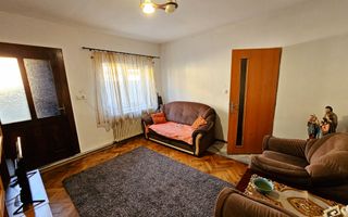 Casa 3 camere, 320 mp teren, Centru, zona Prefectura - Poză 2