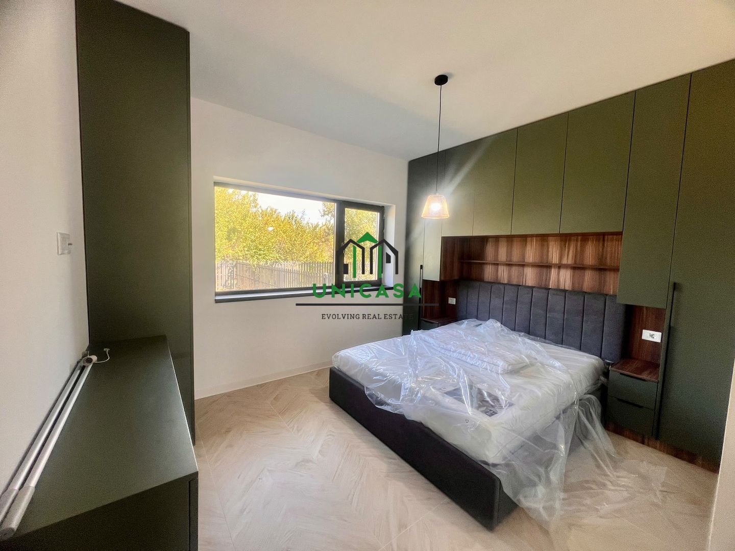 Casă noua de vânzare/3 camere/ Bujoreni - Poză 5