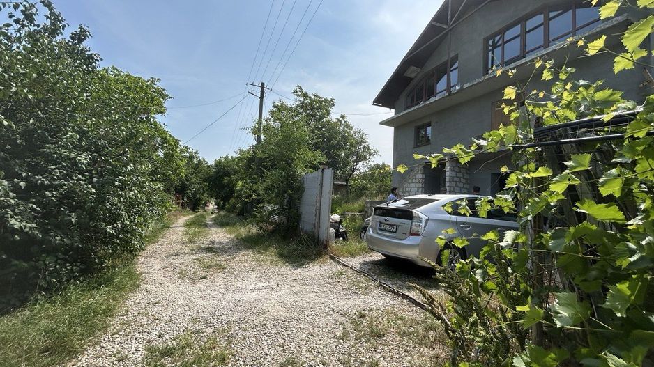 Casă Vilă de Vânzare în Comuna Balțata - Poză 2