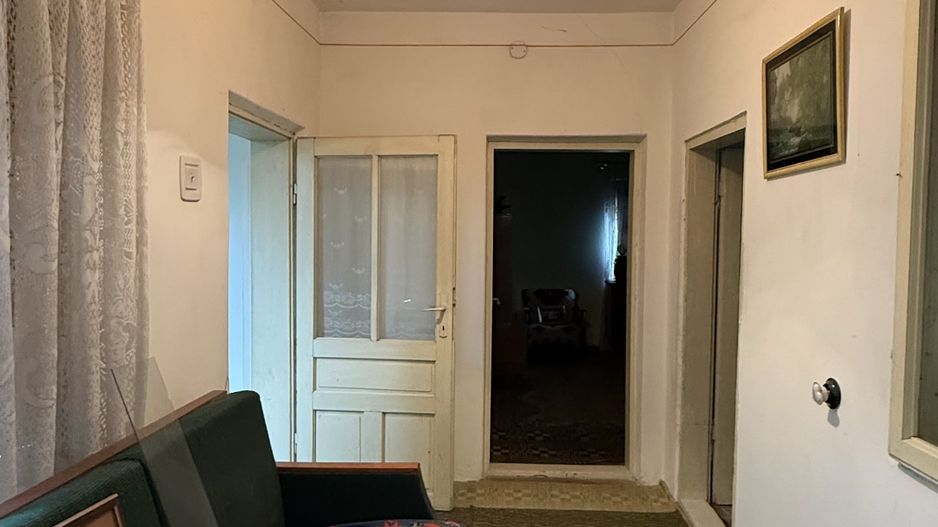 Baneasa - Salcia /Teleorman, casa caramida 100 mp utili, teren 736 mp - Poză 7