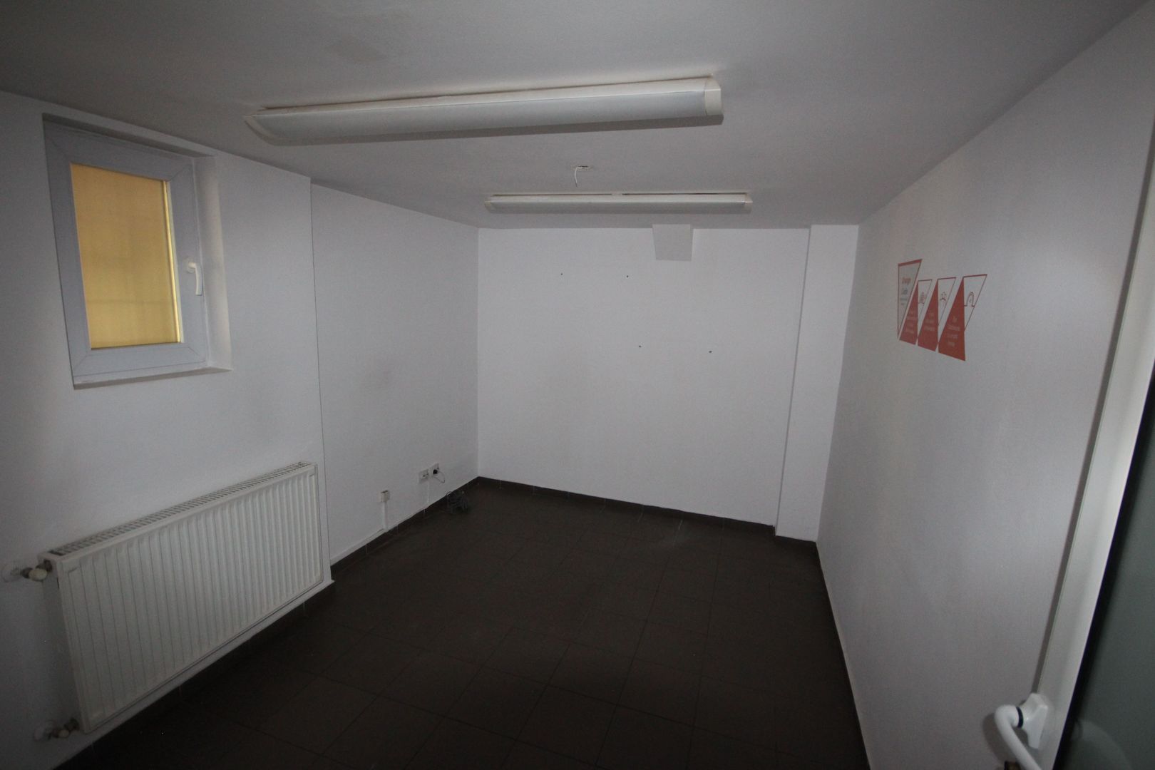 Spatiu comercial stradal 170 mp- central - Poză 5