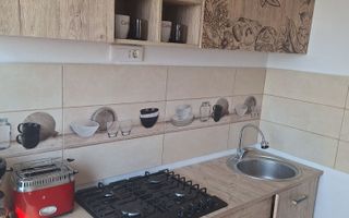 Apartament de închiriat, 2 camere, zonă centrală, Pașcani - Poză 4