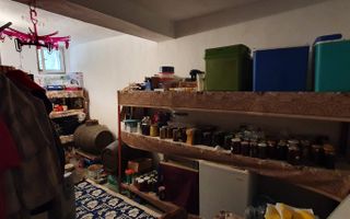 Casa cu 4 camere, garaj, teren 791 mp, zona Schit - Poză 16