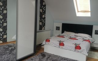 Casa renovata 3 camere teren liber 1250 mp grădină 1400 mp in Colun - Poză 13