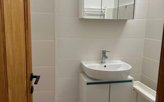 Inchiriere Apartament 3 camere, renovat recent, 80 mp, lângă metrou Timpuri Noi - Poză 7