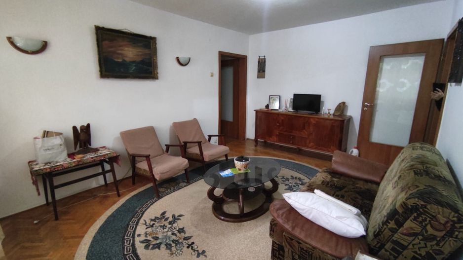 Iosefin | 3 camere | Etaj Intermediar | Centrala Proprie. - Poză 1