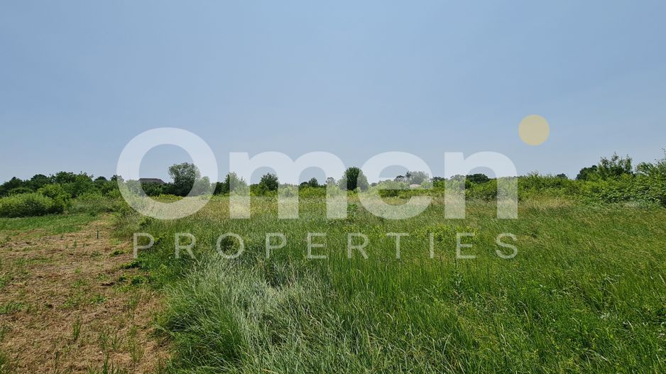 Teren de vânzare în Bușag pe strada Calea Merișorului în suprafață de 2,222 mp - Poză 2