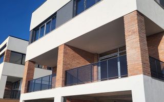 Vand casă tip duplex 160 mp +200 mp de grădină, zona Voronet - Poză 1