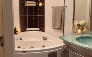 Chirie apartament 3 camere 95 mp, amplasat în Centrul Capitalei - Poză 5