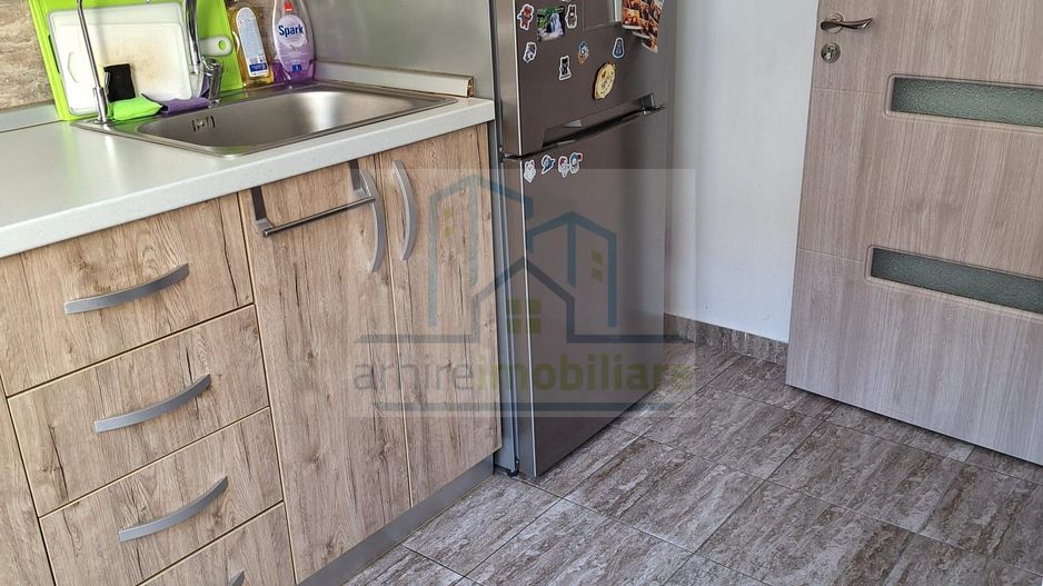 Apartament 2 camere Etj1, decomandat, loc de parcare Inclus in pret - Poză 12