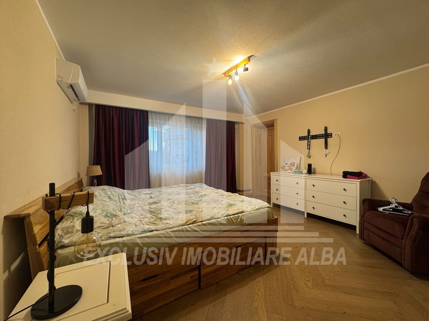 Apartament cu 3 camere decomandate, etaj 1, Ampoi 3 - Poză 6