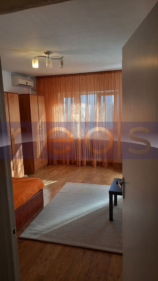 VANZARE GARSONIERA COMPLET UTILATA I LIBERA I ZONA BULEVARDUL GHENCEA - Poză 1