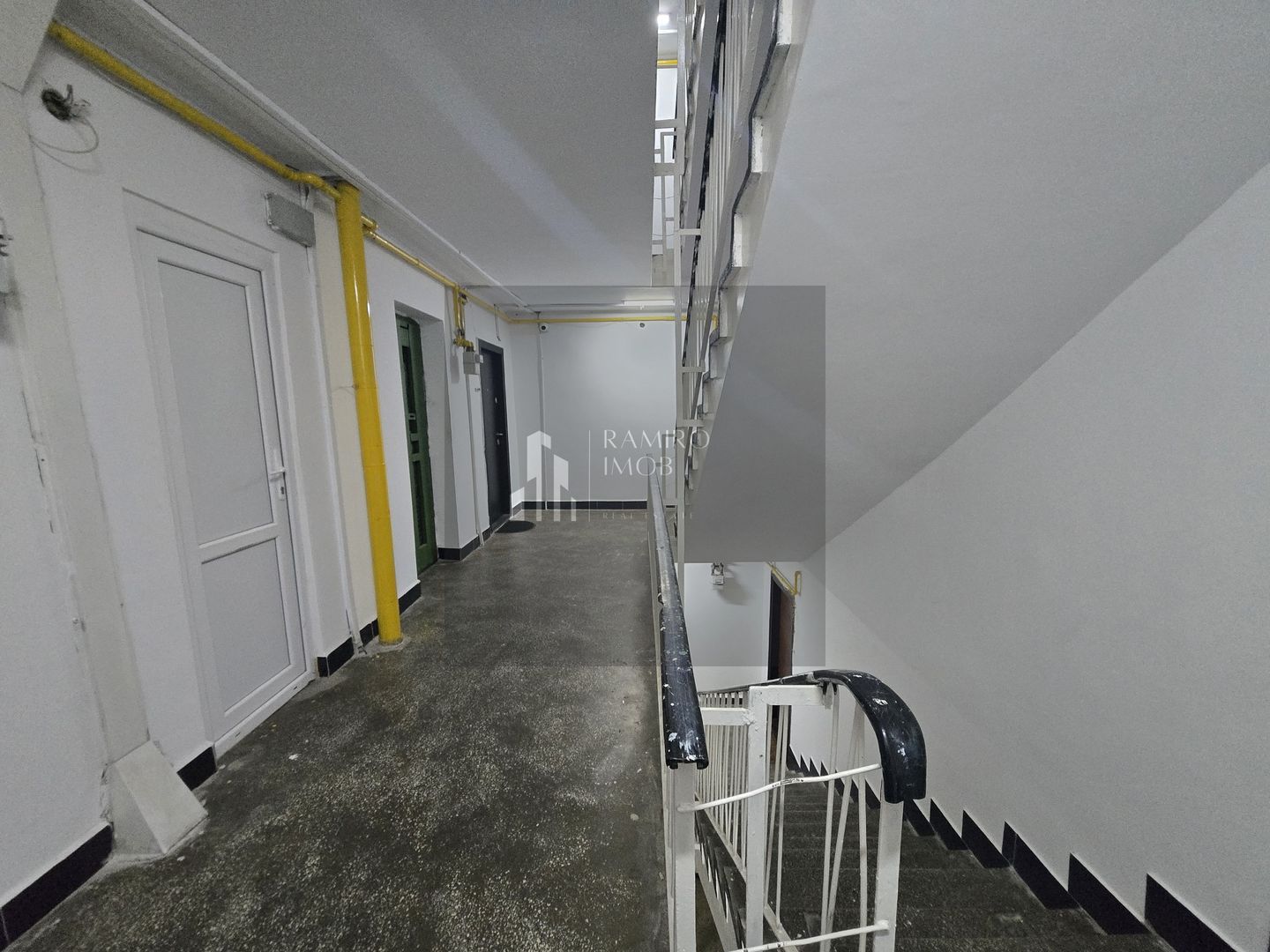 Ap 3 camere 70m -decomandat -etaj 2 -centrala -STB Vadul Nou /Sector 5 - Poză 11