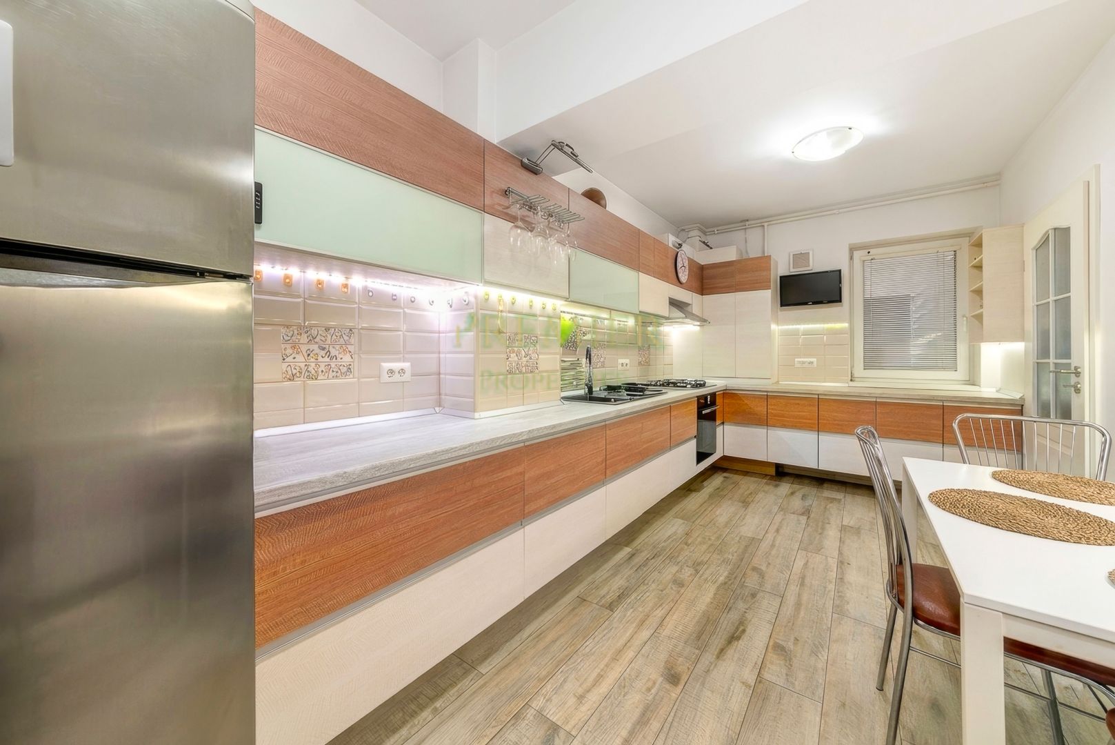 Penthouse cu terasă panoramică de 53 mp, garaj subteran – Sector 1,  an 2020 - Poză 13