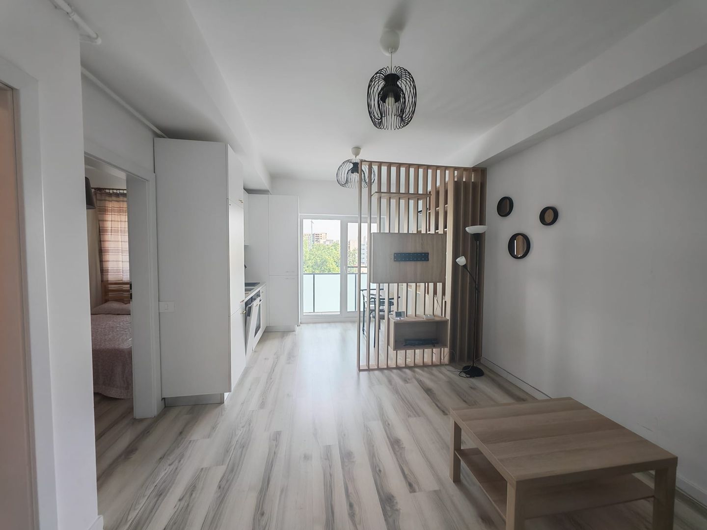 Studio + boxa - Sweet Green Residence Parcul Carol - Poză 3