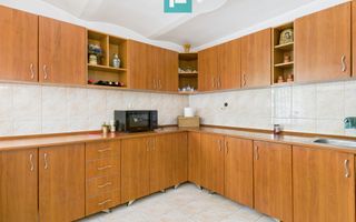 Casă cu 4 camere și teren de 1450 mp în Aradul Nou - Poză 12